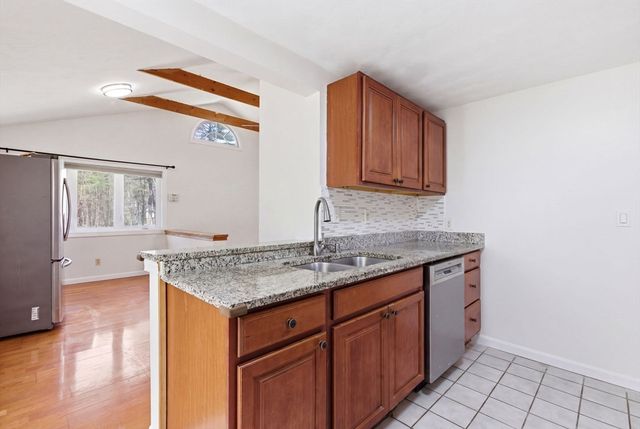 10 Avila Rd, Billerica, MA 01821