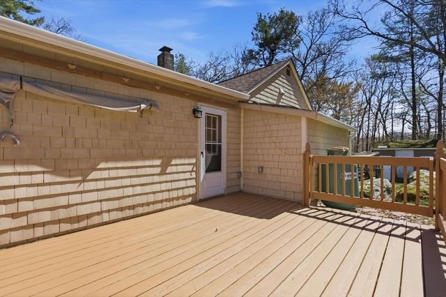 10 Avila Rd, Billerica, MA 01821