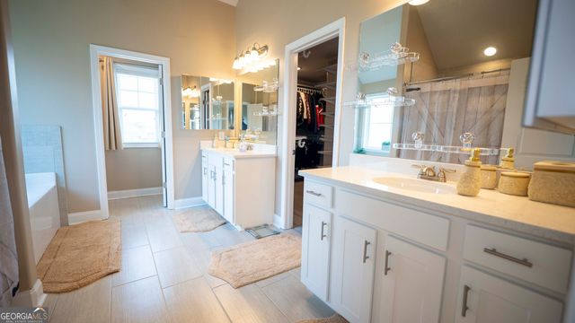 619 Samantha Brooke Way, Bonaire, GA 31005