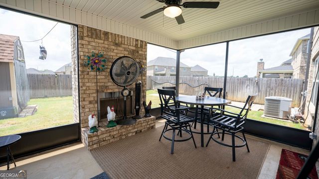 619 Samantha Brooke Way, Bonaire, GA 31005