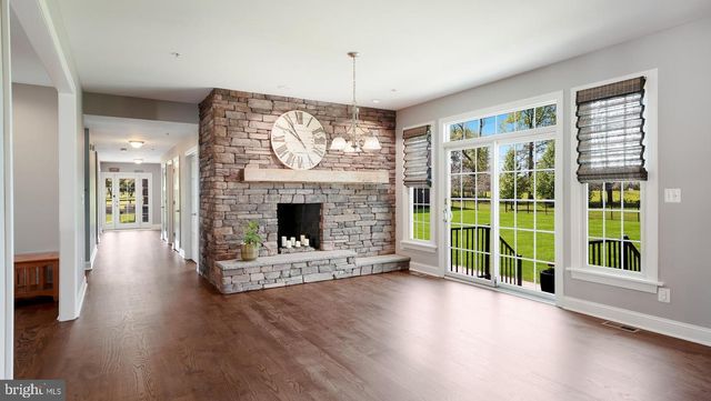 5389 CARVERSVILLE RD, Doylestown, PA 18902