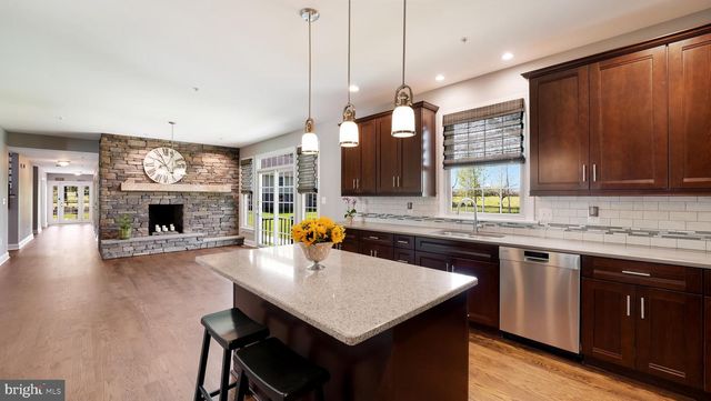 5389 CARVERSVILLE RD, Doylestown, PA 18902