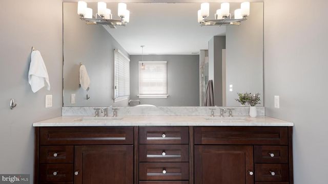 5389 CARVERSVILLE RD, Doylestown, PA 18902