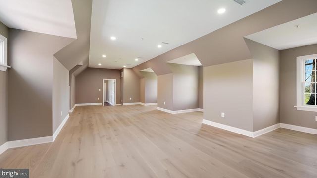 5389 CARVERSVILLE RD, Doylestown, PA 18902