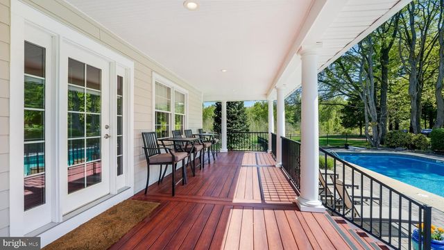 5389 CARVERSVILLE RD, Doylestown, PA 18902