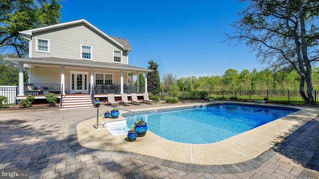 5389 CARVERSVILLE RD, Doylestown, PA 18902