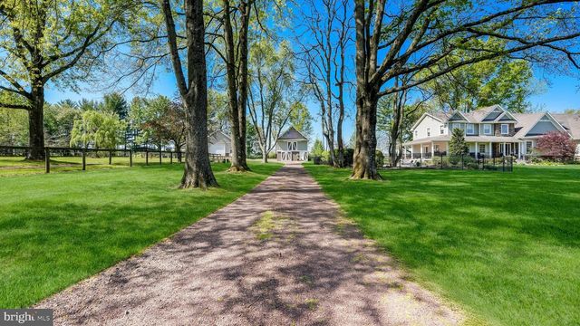 5389 CARVERSVILLE RD, Doylestown, PA 18902