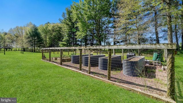 5389 CARVERSVILLE RD, Doylestown, PA 18902