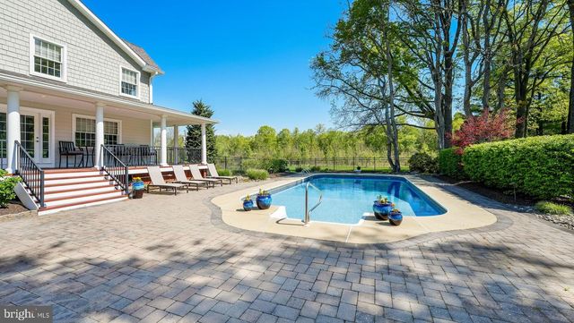 5389 CARVERSVILLE RD, Doylestown, PA 18902