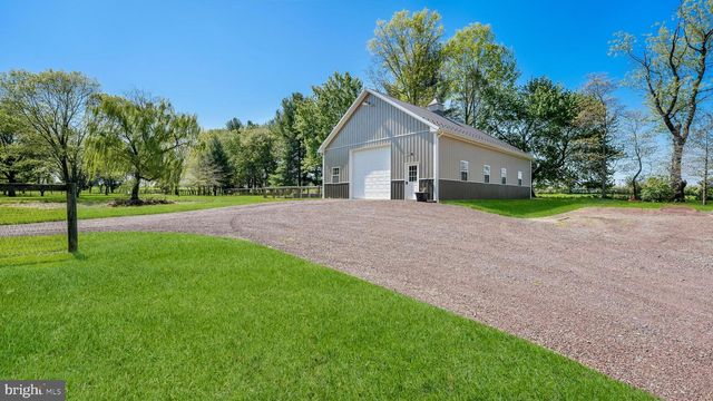 5389 CARVERSVILLE RD, Doylestown, PA 18902