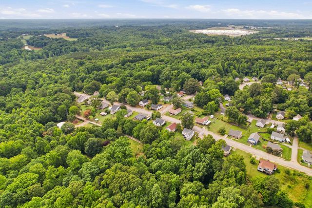 706 Gray St Street, Woodruff, SC 29388