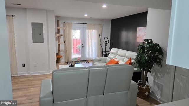 1421 BLUEMONT CT, Herndon, VA 20170