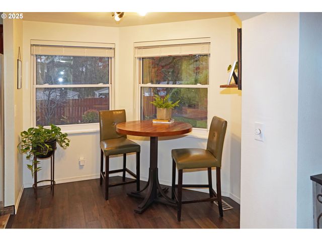 14996 S BLUE VISTA Dr, Oregon City, OR 97045