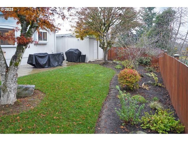 14996 S BLUE VISTA Dr, Oregon City, OR 97045