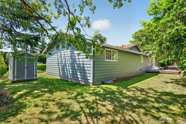 2346 Pine Drive, Ferndale, WA 98248