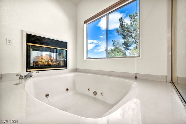 7912 Marbella Circle, Las Vegas, NV 89128