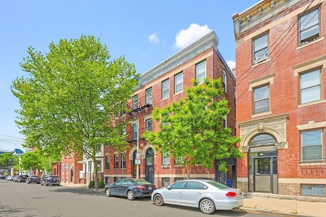 38 Frankfort Street, Boston, MA 02128