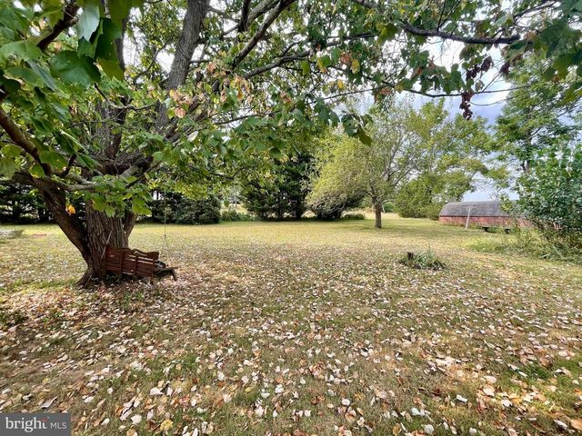 450 PLUNKERT RD, Littlestown, PA 17340
