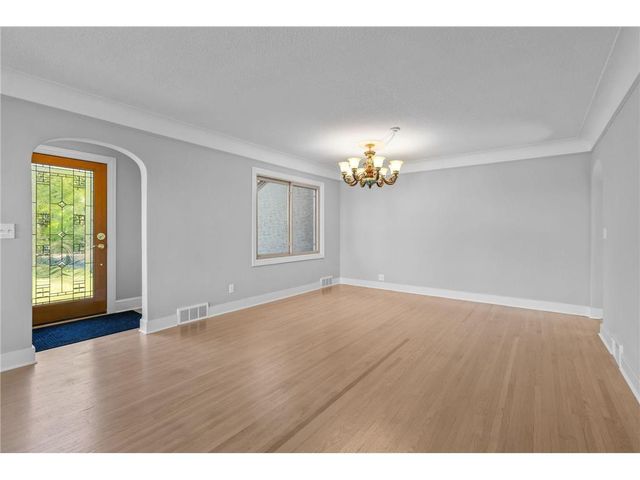 4181 White Bear Avenue N, White Bear Lake, MN 55110