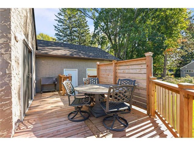 4181 White Bear Avenue N, White Bear Lake, MN 55110