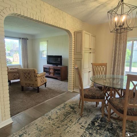 4509 Dixon Road, Frenchtown Twp, MI 48166