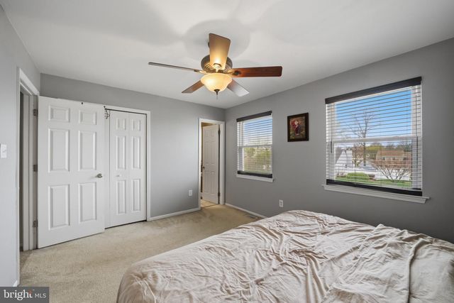14 WOODHURST DR, Mount Holly, NJ 08060
