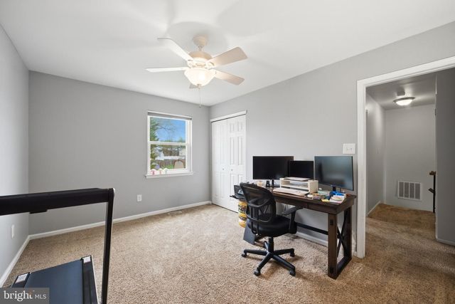 14 WOODHURST DR, Mount Holly, NJ 08060