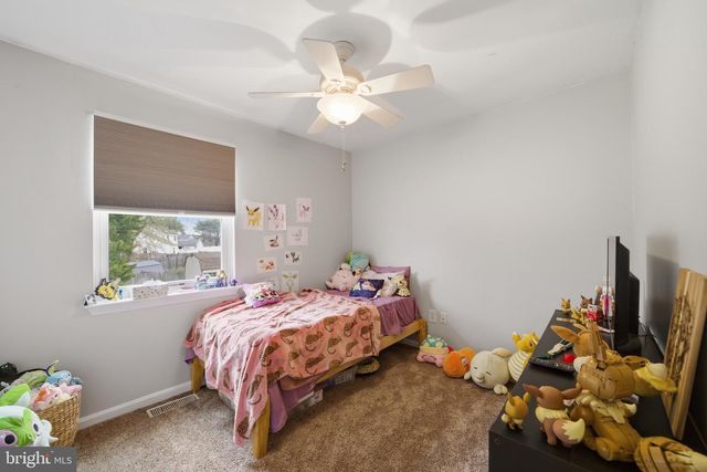 14 WOODHURST DR, Mount Holly, NJ 08060
