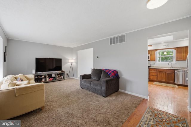 14 WOODHURST DR, Mount Holly, NJ 08060