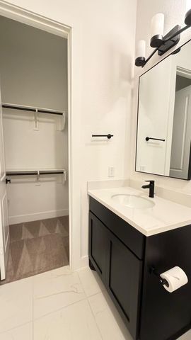 24638 Lukes Landing Way, Tomball, TX 77375