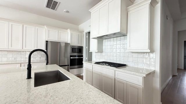 24638 Lukes Landing Way, Tomball, TX 77375