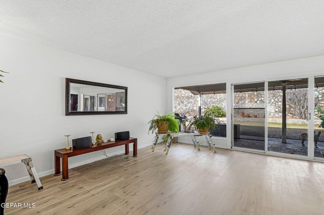 412 SPRINGHILL Circle, El Paso, TX 79912