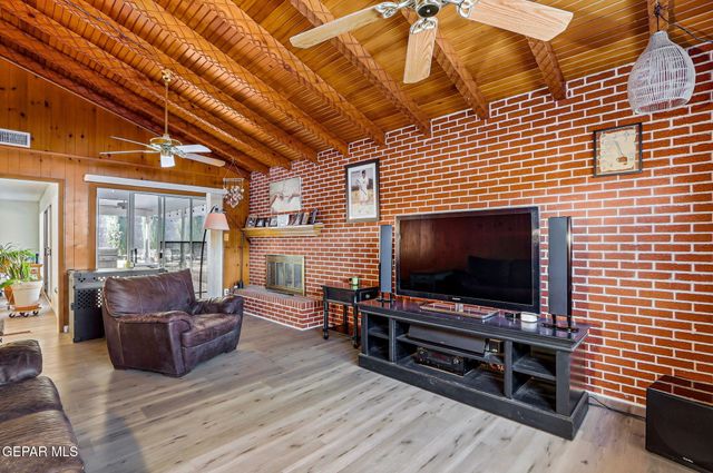 412 SPRINGHILL Circle, El Paso, TX 79912