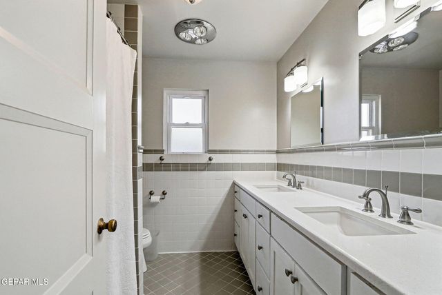 412 SPRINGHILL Circle, El Paso, TX 79912