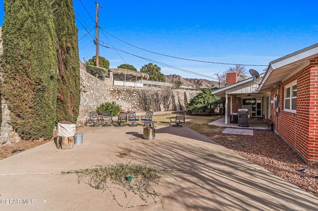 412 SPRINGHILL Circle, El Paso, TX 79912