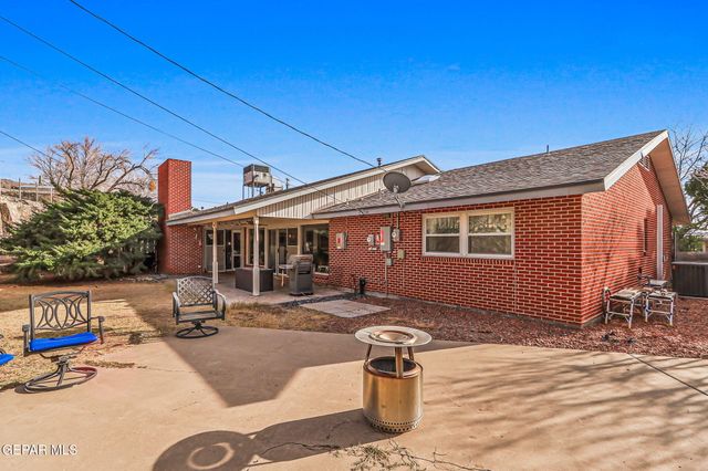 412 SPRINGHILL Circle, El Paso, TX 79912