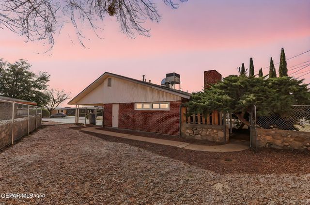 412 SPRINGHILL Circle, El Paso, TX 79912