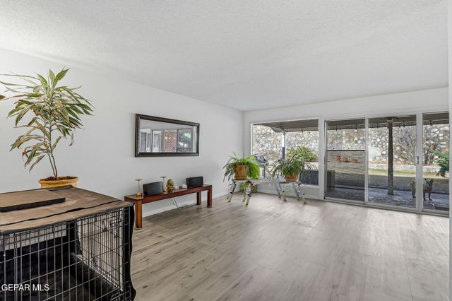 412 SPRINGHILL Circle, El Paso, TX 79912