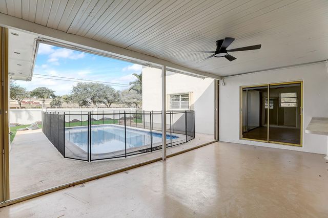 3900 N 45th Avenue, Hollywood, FL 33021
