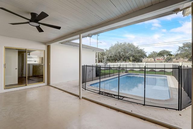 3900 N 45th Avenue, Hollywood, FL 33021