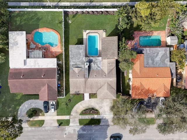 3900 N 45th Avenue, Hollywood, FL 33021