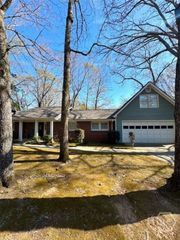 1380 Chestnut Hill Road, Athens, GA 30606