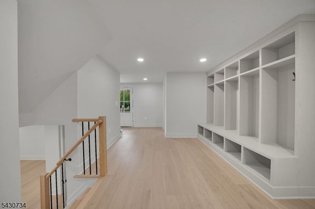 24 Etmore Pl, New Providence Boro, NJ 07974