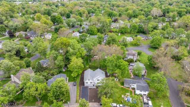 24 Etmore Pl, New Providence Boro, NJ 07974