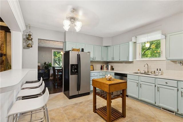 505 NW Watson Road, Lee's Summit, MO 64063