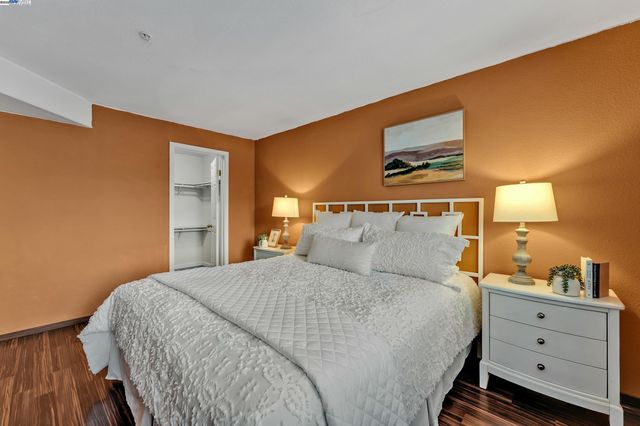 21239 Gary Dr 317D, Hayward, CA 94546
