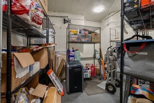 135 Beaconsfield Rd 1, Brookline, MA 02445