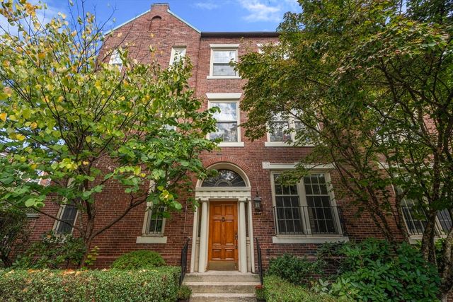135 Beaconsfield Rd 1, Brookline, MA 02445