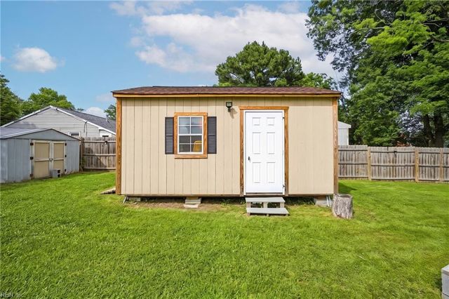 439 Walnut ST, Hampton, VA 23669