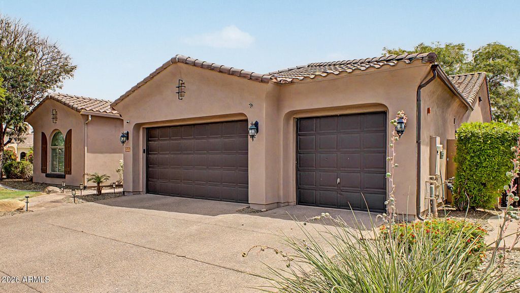 12071 W MORNING VISTA Drive, Peoria, AZ 85383 — photo 4